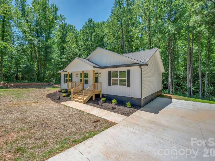 223 Pearidge Road, Bostic, NC 28018.  MLS# CAR4389812, YatesRealty ID 28295. 
