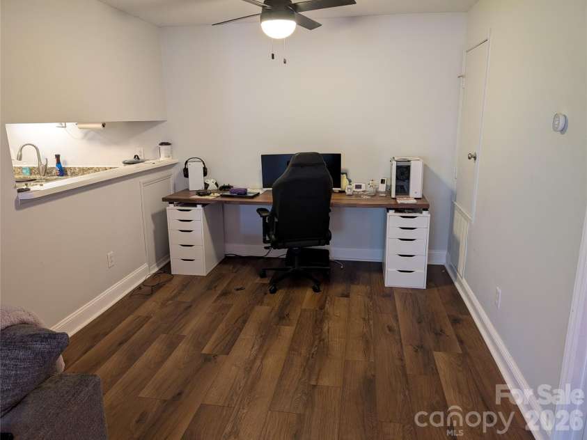 1600 Sharon Road, Charlotte, NC 28210.  MLS# CAR4390327, YatesRealty ID 28296. Dining Room