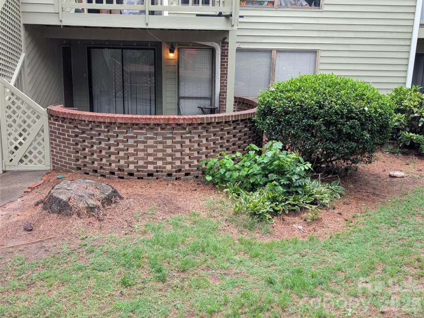 1600 Sharon Road, Charlotte, NC 28210.  MLS# CAR4390327, YatesRealty ID 28296. Front