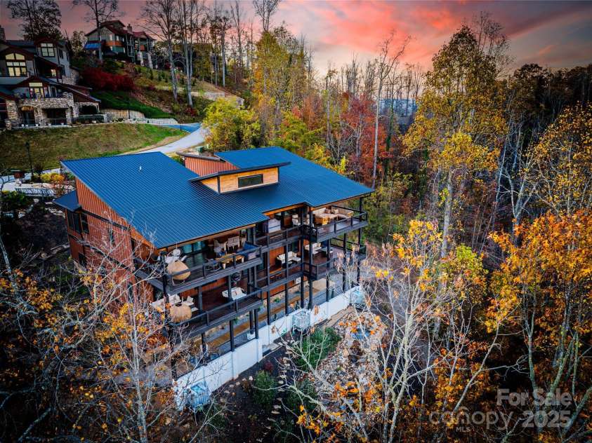 41 Ben Lippen School Road, Asheville, NC 28806.  MLS# CAR4316852, YatesRealty ID 28296. Extraordinary views from all three levels. 