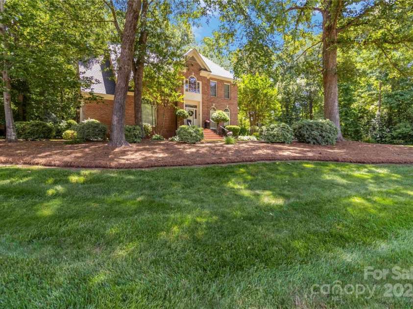 1520 Cureton Drive, Rock Hill, SC 29732.  MLS# CAR4264365, YatesRealty ID 28297. 