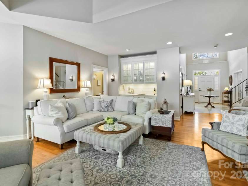 1520 Cureton Drive, Rock Hill, SC 29732.  MLS# CAR4264365, YatesRealty ID 28297. 