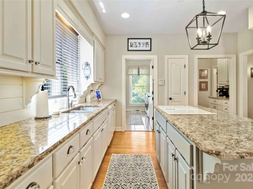 1520 Cureton Drive, Rock Hill, SC 29732.  MLS# CAR4264365, YatesRealty ID 28297. 