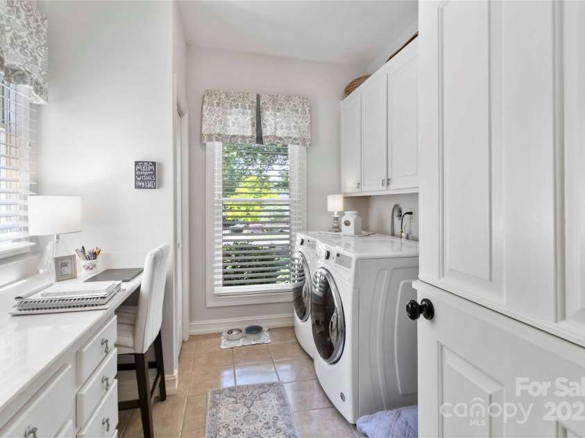 1520 Cureton Drive, Rock Hill, SC 29732.  MLS# CAR4264365, YatesRealty ID 28297. 