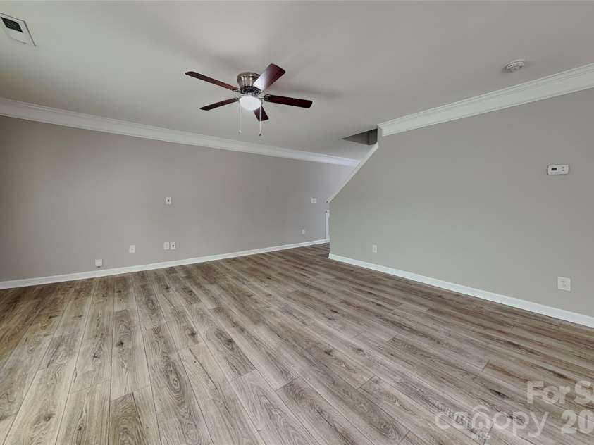 5505 Lee Marie Lane, Charlotte, NC 28269.  MLS# CAR4390449, YatesRealty ID 28297. 