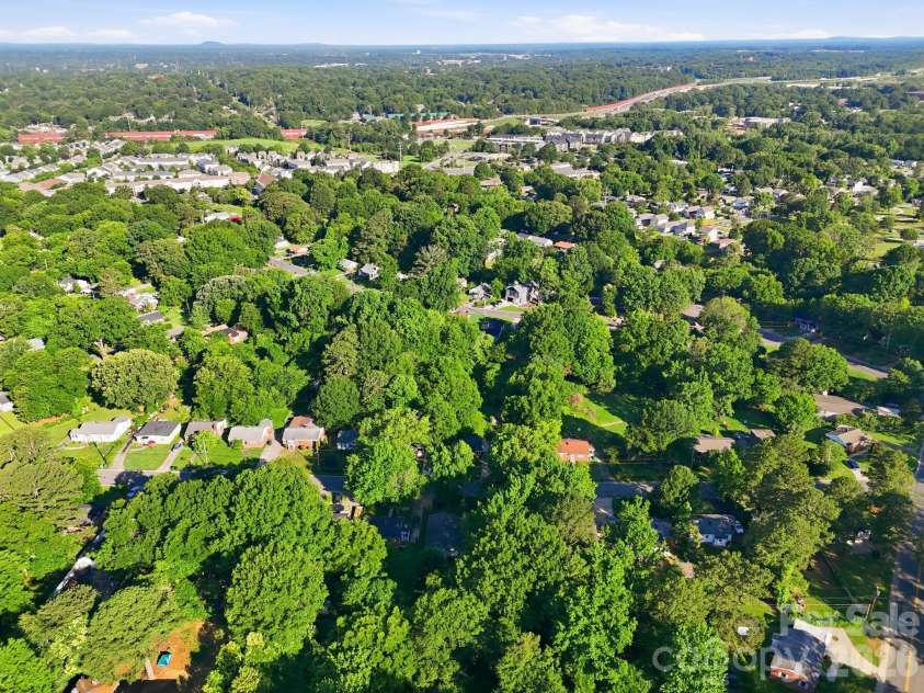 2505 Druid Hills Way, Charlotte, NC 28206.  MLS# CAR4390568, YatesRealty ID 28298. 