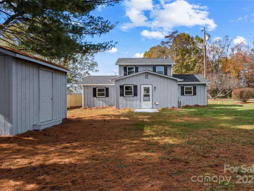 411 Taylor Allen Drive, Yadkinville, NC 27055.  MLS# CAR4202230, YatesRealty ID 283. 