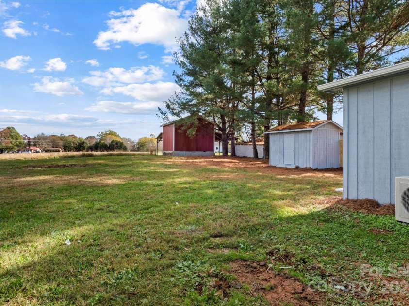 411 Taylor Allen Drive, Yadkinville, NC 27055.  MLS# CAR4202230, YatesRealty ID 283. 