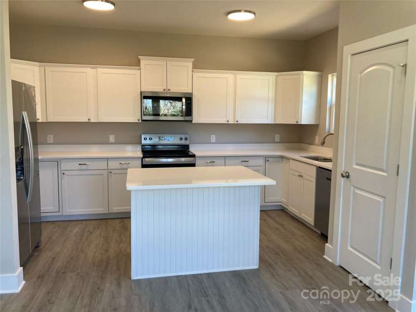 2037 POWERLINE Drive, Gastonia, NC 28054.  MLS# CAR4237460, YatesRealty ID 2830. 