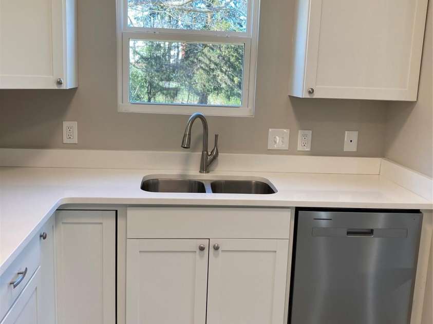 2037 POWERLINE Drive, Gastonia, NC 28054.  MLS# CAR4237460, YatesRealty ID 2830. 