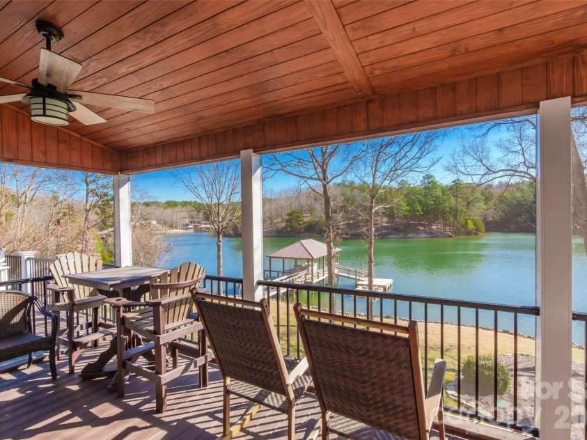 2240 Duck Cove Lane, York, SC 29745.  MLS# CAR4337228, YatesRealty ID 2830. 