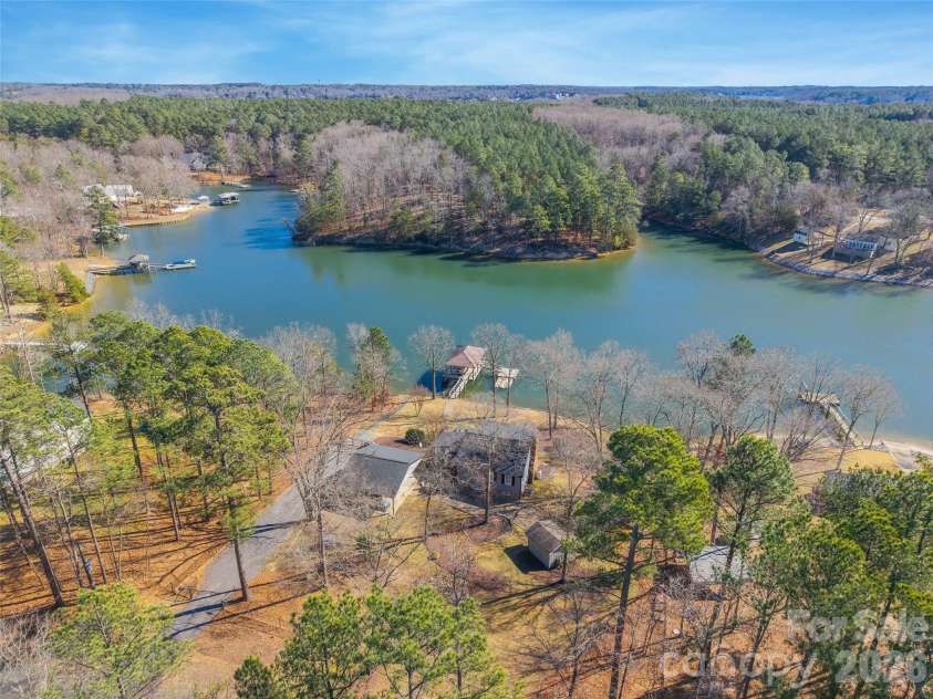 2240 Duck Cove Lane, York, SC 29745.  MLS# CAR4337228, YatesRealty ID 2830. 