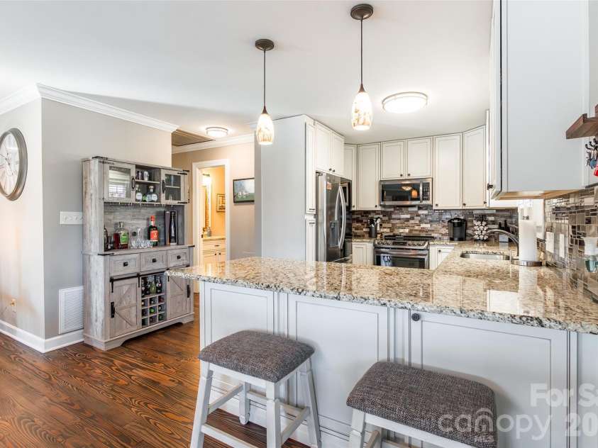 2240 Duck Cove Lane, York, SC 29745.  MLS# CAR4337228, YatesRealty ID 2830. 