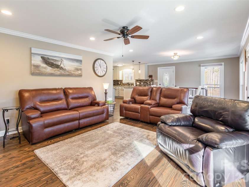 2240 Duck Cove Lane, York, SC 29745.  MLS# CAR4337228, YatesRealty ID 2830. 