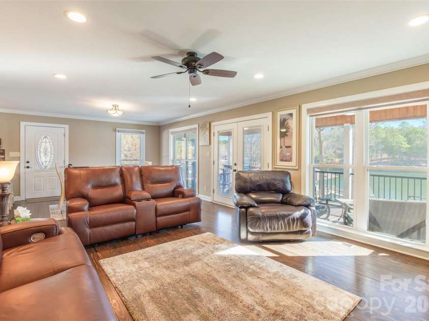 2240 Duck Cove Lane, York, SC 29745.  MLS# CAR4337228, YatesRealty ID 2830. 