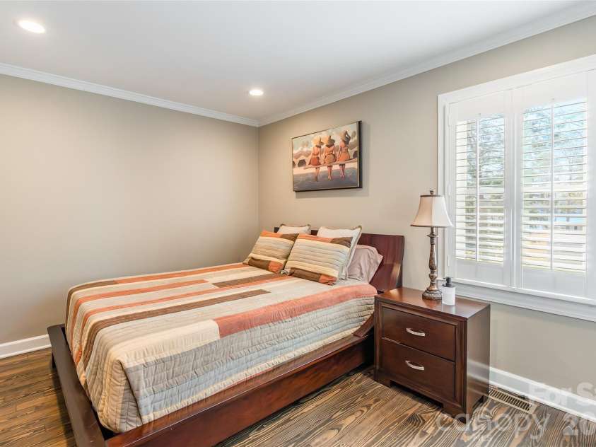 2240 Duck Cove Lane, York, SC 29745.  MLS# CAR4337228, YatesRealty ID 2830. 