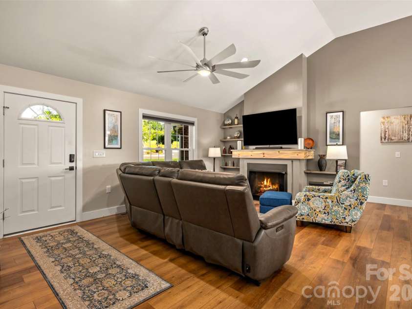 110 Kingston Place, Spindale, NC 28160.  MLS# CAR4390563, YatesRealty ID 28300. 