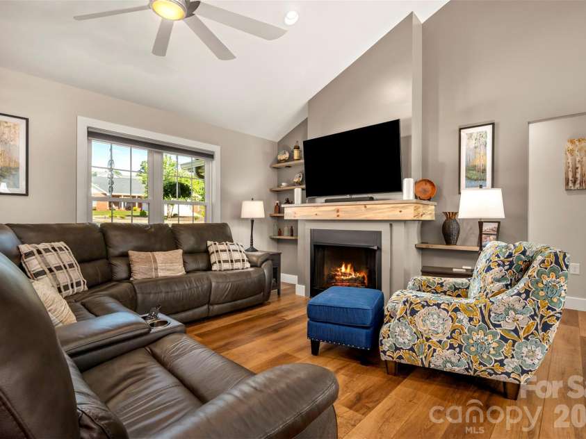 110 Kingston Place, Spindale, NC 28160.  MLS# CAR4390563, YatesRealty ID 28300. 