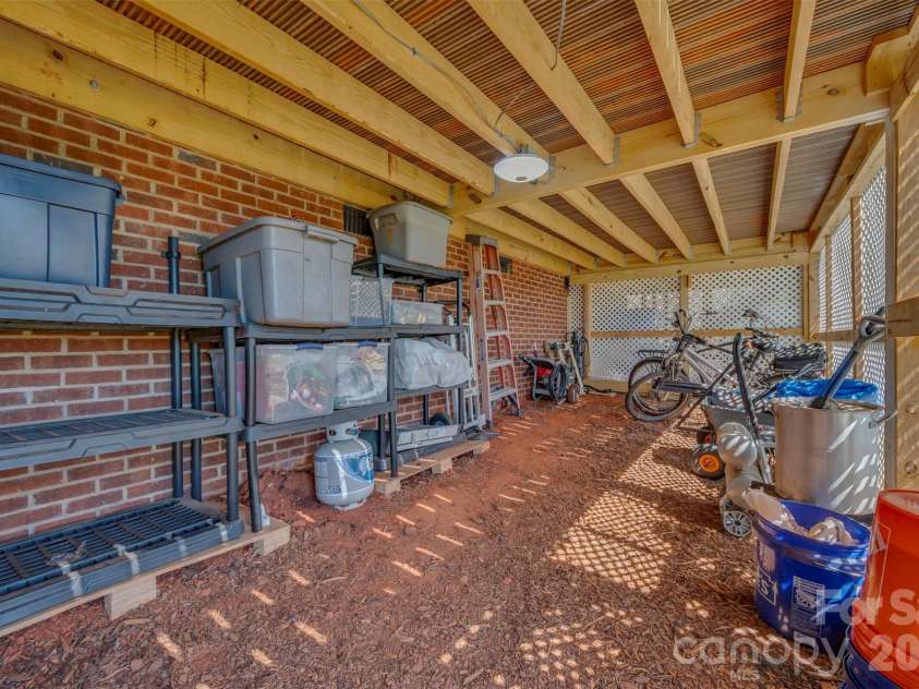 110 Kingston Place, Spindale, NC 28160.  MLS# CAR4390563, YatesRealty ID 28300. 