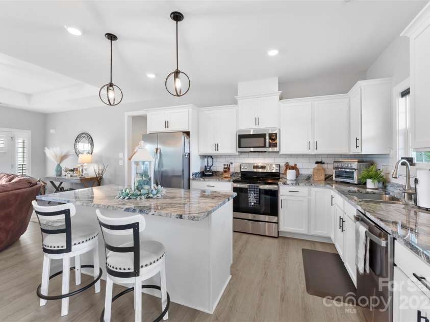 2173 Smith Road, Clover, SC 29710.  MLS# CAR4282489, YatesRealty ID 28300. 