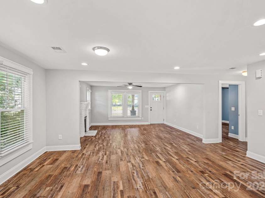 1218 Martin Luther King Avenue, Kannapolis, NC 28083.  MLS# CAR4285012, YatesRealty ID 28301. 