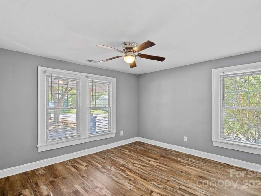 1218 Martin Luther King Avenue, Kannapolis, NC 28083.  MLS# CAR4285012, YatesRealty ID 28301. 