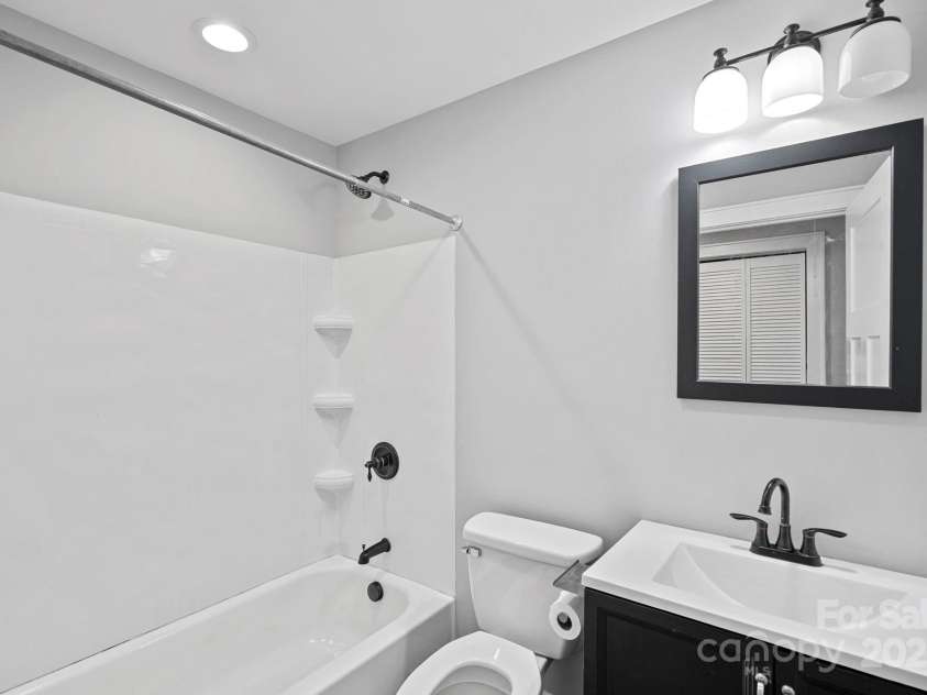 1218 Martin Luther King Avenue, Kannapolis, NC 28083.  MLS# CAR4285012, YatesRealty ID 28301. 