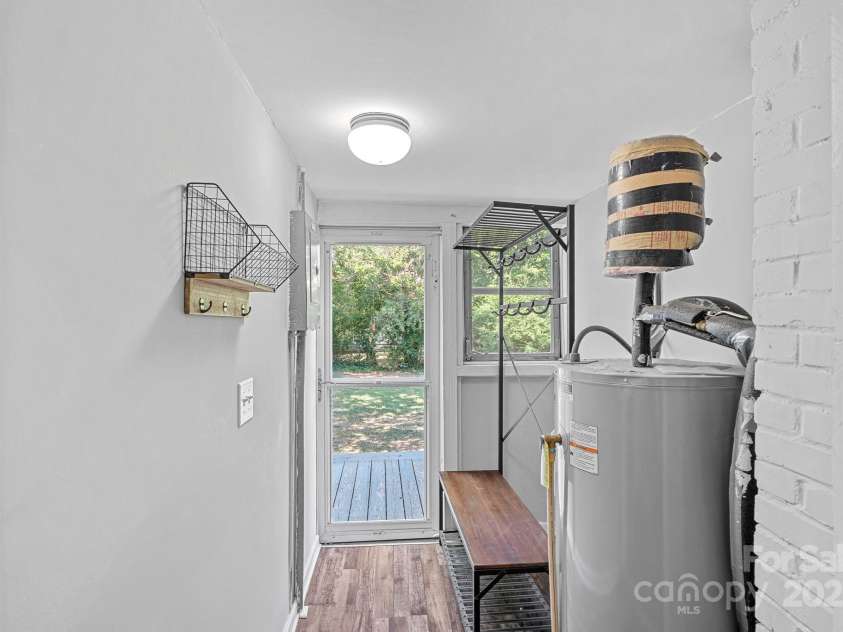 1218 Martin Luther King Avenue, Kannapolis, NC 28083.  MLS# CAR4285012, YatesRealty ID 28301. 