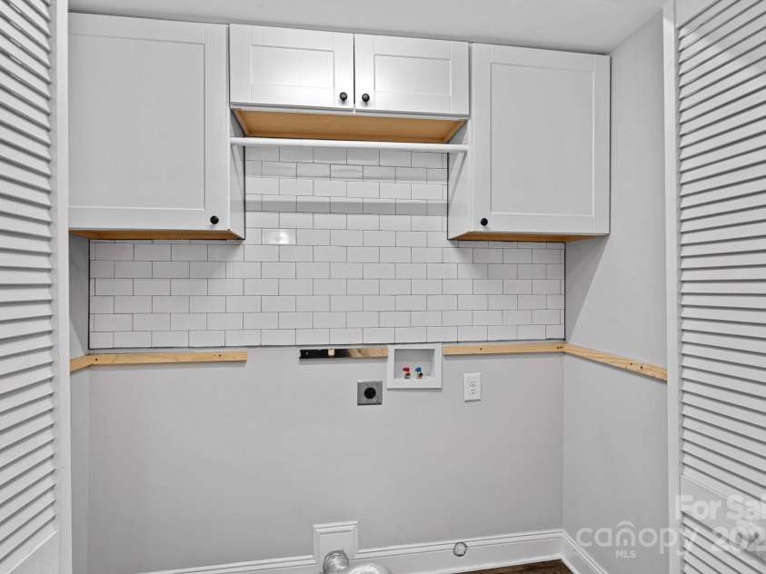 1218 Martin Luther King Avenue, Kannapolis, NC 28083.  MLS# CAR4285012, YatesRealty ID 28301. 