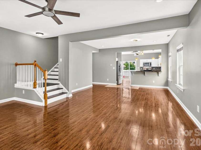 6410 Castlewynd Court, Charlotte, NC 28212.  MLS# CAR4407066, YatesRealty ID 28301. 