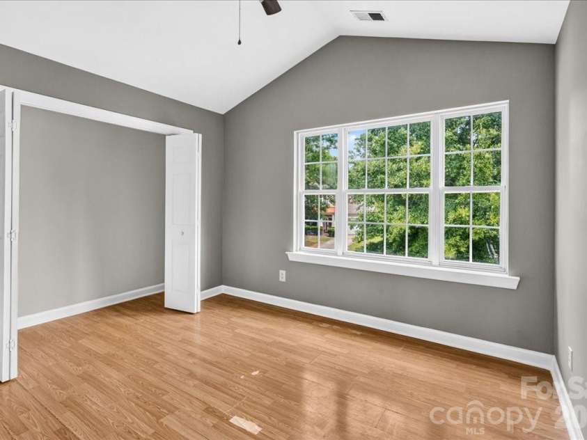 6410 Castlewynd Court, Charlotte, NC 28212.  MLS# CAR4407066, YatesRealty ID 28301. 