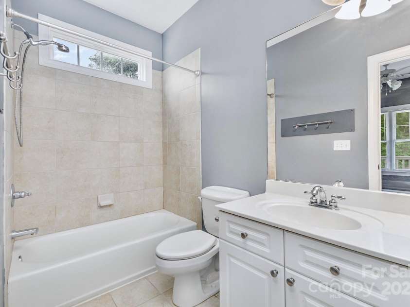 187 Spring Run Drive, Mooresville, NC 28117.  MLS# CAR4265974, YatesRealty ID 28302. 