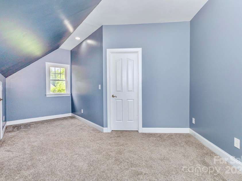 187 Spring Run Drive, Mooresville, NC 28117.  MLS# CAR4265974, YatesRealty ID 28302. 