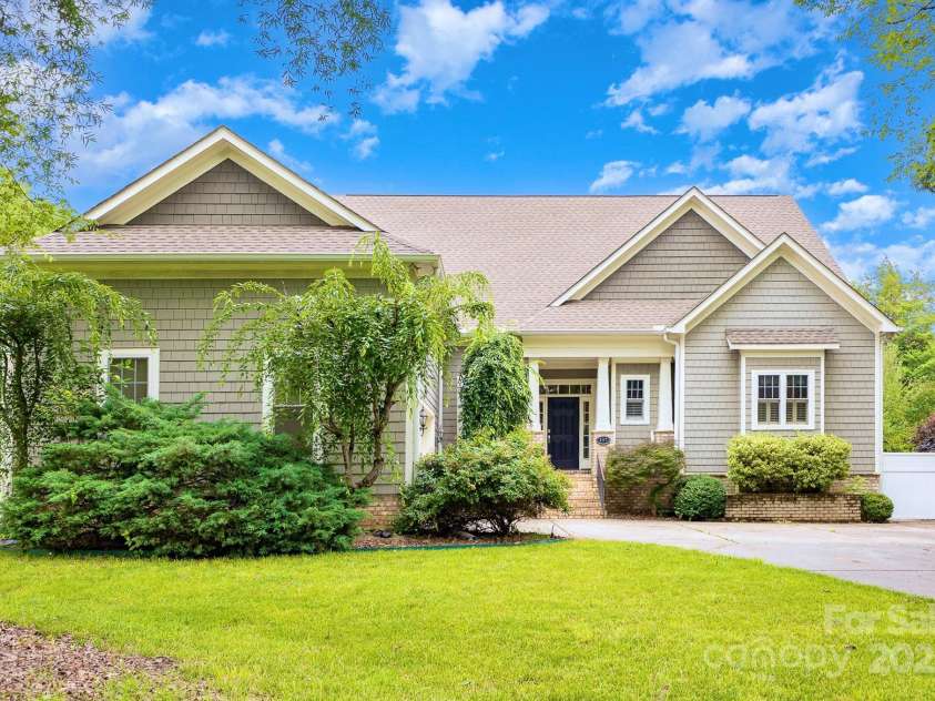 187 Spring Run Drive, Mooresville, NC 28117.  MLS# CAR4265974, YatesRealty ID 28302. 