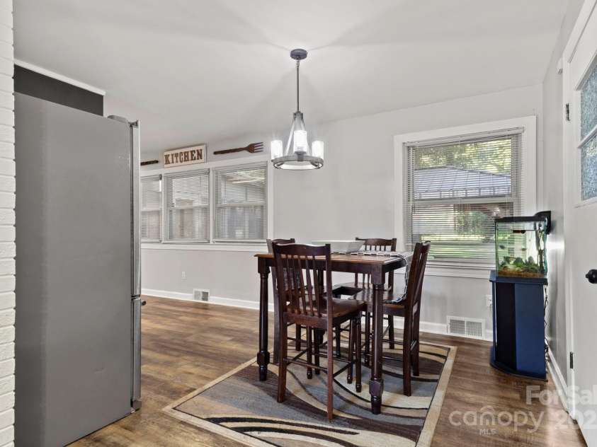 1521 Colonial Drive, Salisbury, NC 28144.  MLS# CAR4284938, YatesRealty ID 28303. 