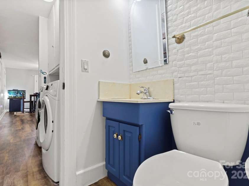 1521 Colonial Drive, Salisbury, NC 28144.  MLS# CAR4284938, YatesRealty ID 28303. 