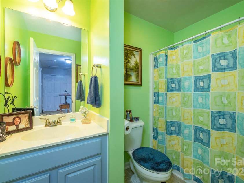 118 Torrington Avenue, Fletcher, NC 28732.  MLS# CAR4280990, YatesRealty ID 28304. 