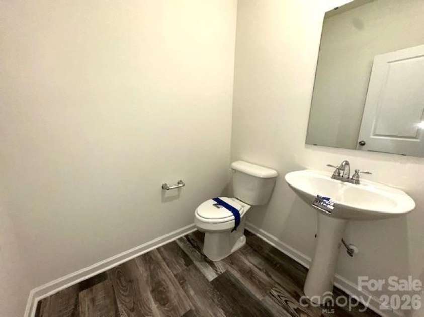 1650 Nicholas Way, Hickory, NC 28602.  MLS# CAR4390602, YatesRealty ID 28305. 