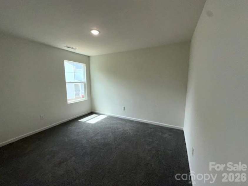 1650 Nicholas Way, Hickory, NC 28602.  MLS# CAR4390602, YatesRealty ID 28305. 