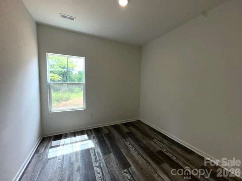 1650 Nicholas Way, Hickory, NC 28602.  MLS# CAR4390602, YatesRealty ID 28305. Office off Kitchen