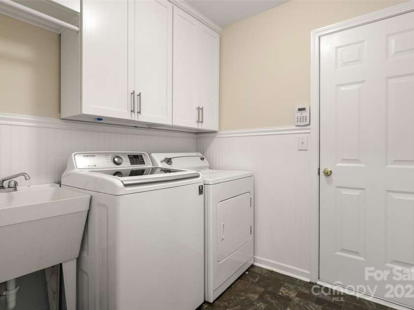4048 Buckingham Drive, Fort Mill, SC 29707.  MLS# CAR4279953, YatesRealty ID 28305. Laundry Room