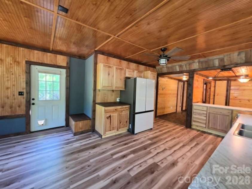 92 Buchanan Drive, Bakersville, NC 28705.  MLS# CAR4390625, YatesRealty ID 28306. 