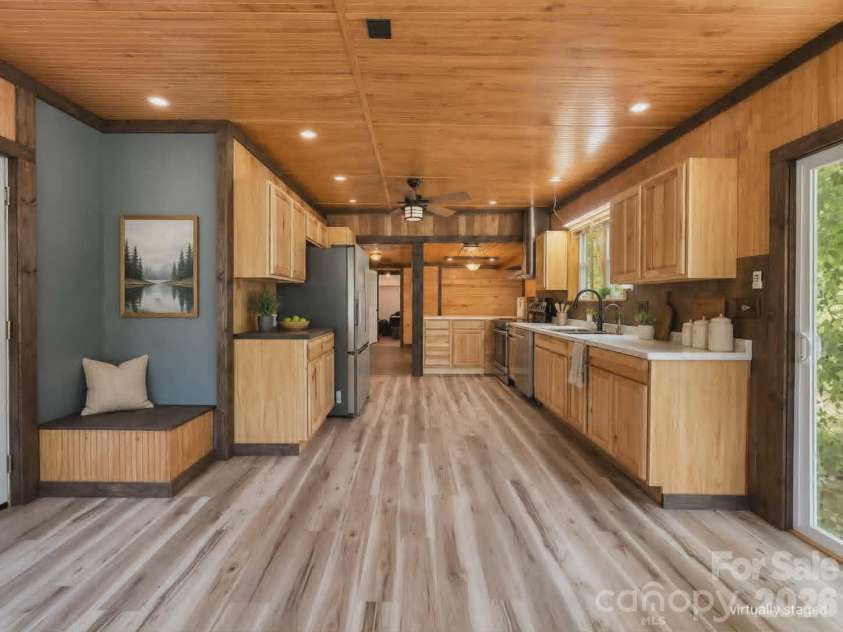 92 Buchanan Drive, Bakersville, NC 28705.  MLS# CAR4390625, YatesRealty ID 28306. 