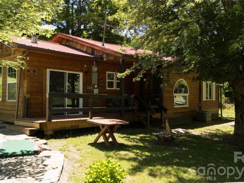 92 Buchanan Drive, Bakersville, NC 28705.  MLS# CAR4390625, YatesRealty ID 28306. 