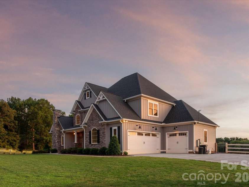 2206 Camden Road, Wingate, NC 28174.  MLS# CAR4389395, YatesRealty ID 28309. 