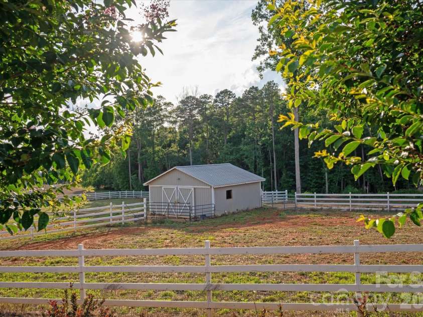 2206 Camden Road, Wingate, NC 28174.  MLS# CAR4389395, YatesRealty ID 28309. 