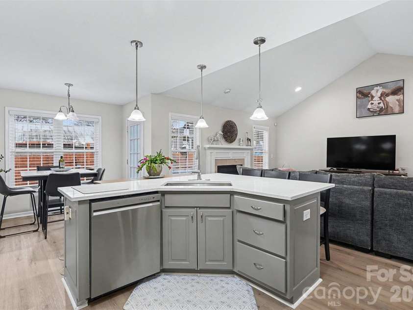 202 27th Street None, Kannapolis, NC 28083.  MLS# CAR4335506, YatesRealty ID 2831. 