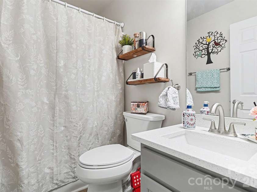 202 27th Street None, Kannapolis, NC 28083.  MLS# CAR4335506, YatesRealty ID 2831. 