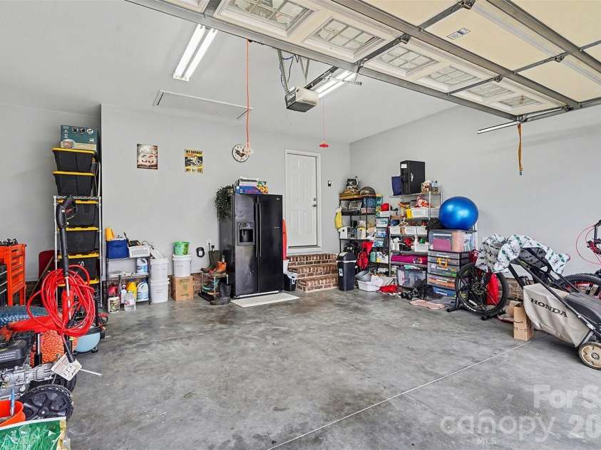 202 27th Street None, Kannapolis, NC 28083.  MLS# CAR4335506, YatesRealty ID 2831. 