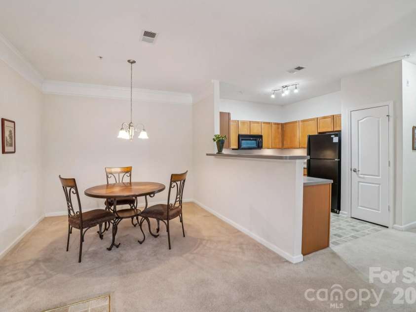 316 Appeldoorn Circle, Asheville, NC 28803.  MLS# CAR4316997, YatesRealty ID 2831. Dining and kitchen